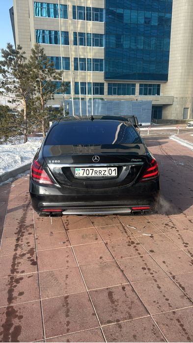 Продам бампер мерседес w222 AMG