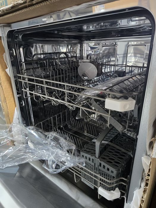 Нова съдомиялна за пълно вграждане машина Muhler BDW1260BE