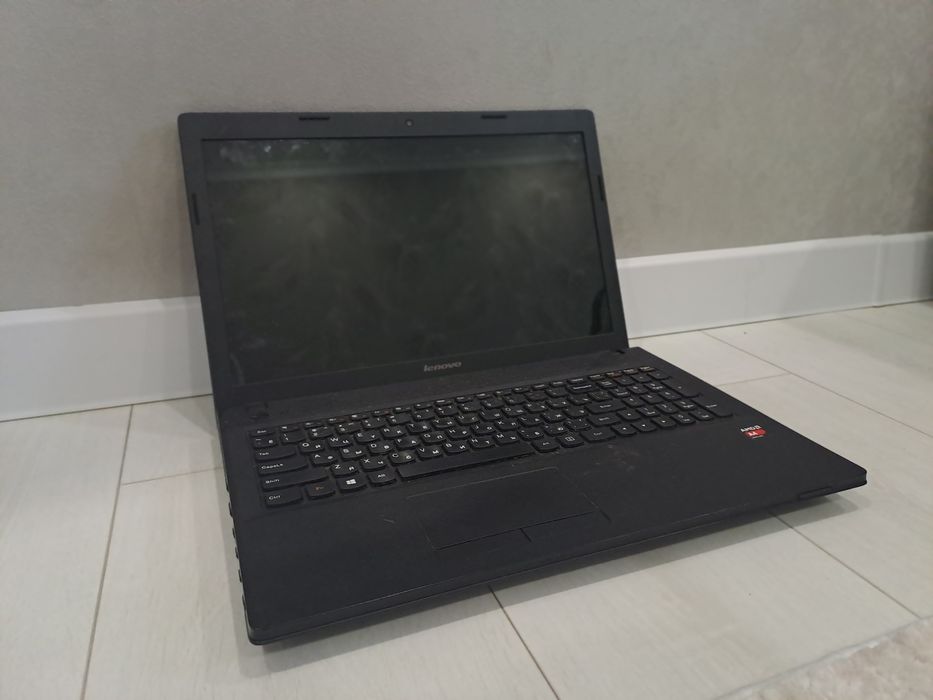 Продам нерабочий ноутбук