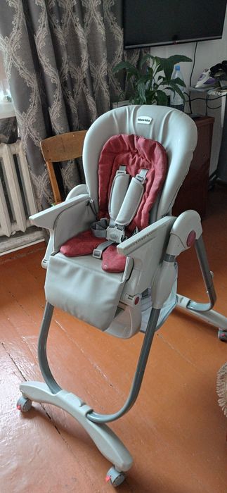 Продаётся детский стульчик для кормления.
