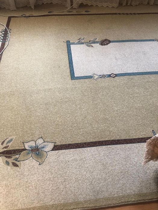 Продам ковер в отличном состоянии!