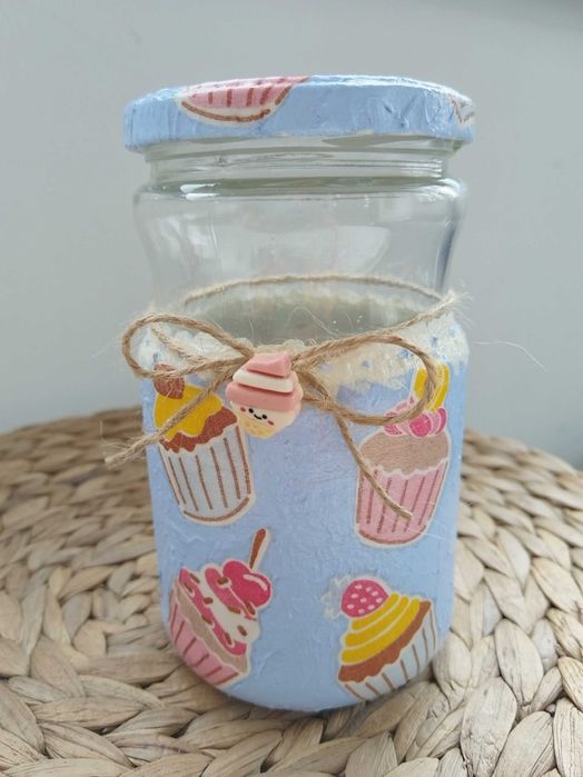 Ръчно изработени буркани за лакомства
