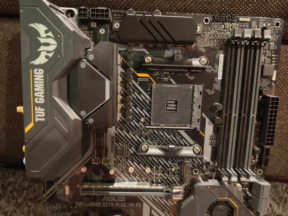 Дънна платка ASUS - TUF X570 Plus Gaming WIFI, AM4