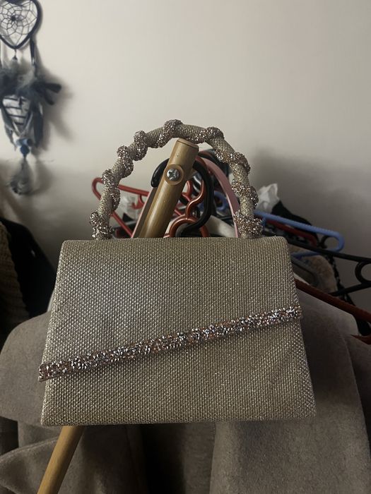 Официална бляскава чантичка