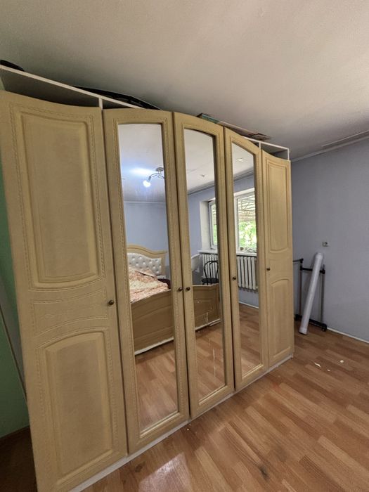 Спальный гарнитур