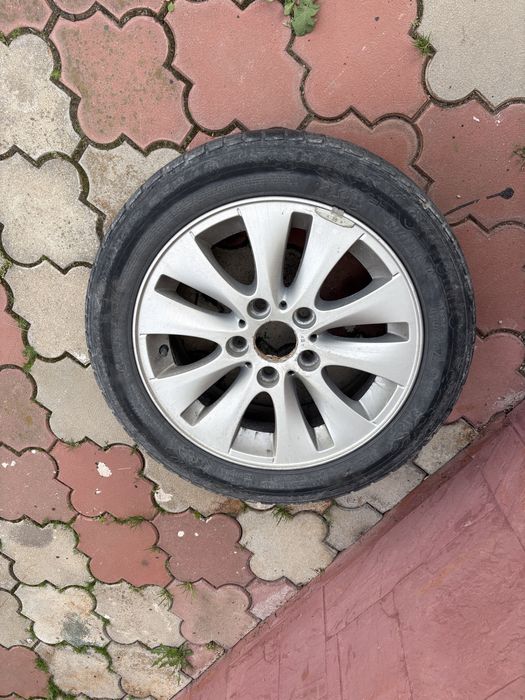 Anvelope de iarna si jante pe 16 originale bmw