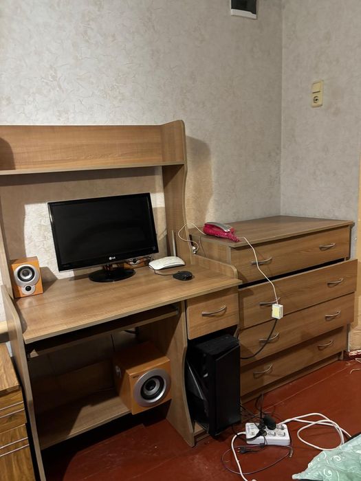 Компьютерный стол