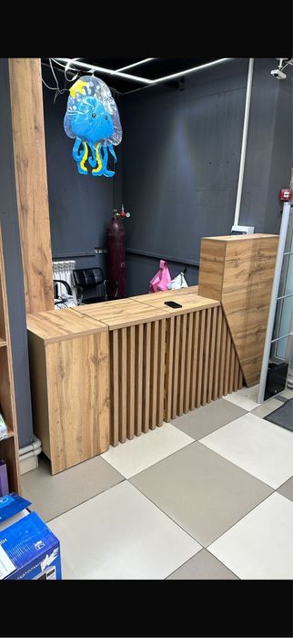 Продам полки для магазина