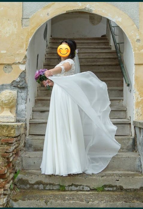 Rochie mireasa model simple A-line