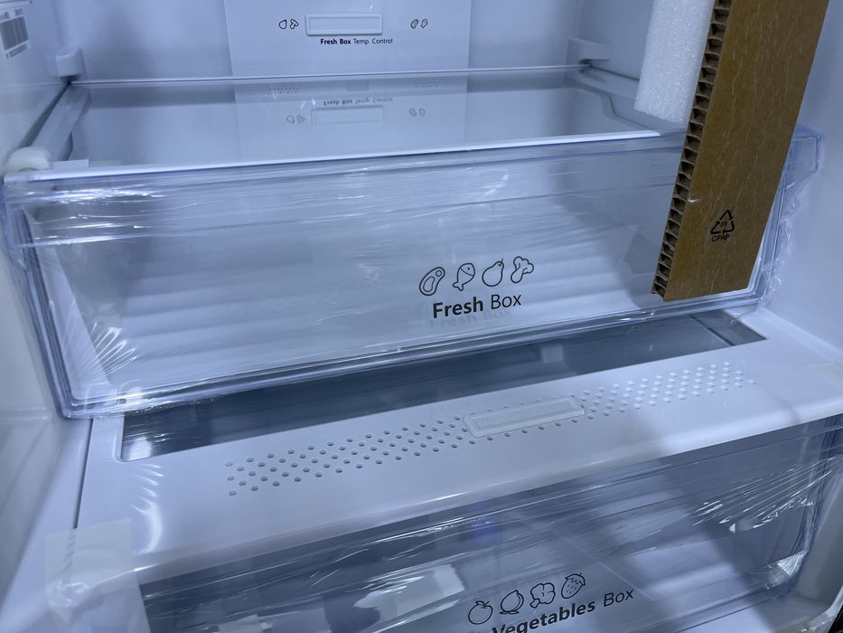 холодильник Hisense кора ранг 300L