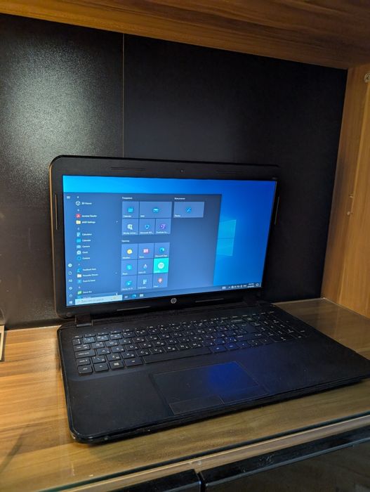 Лаптоп HP 255 + Windows 10pro