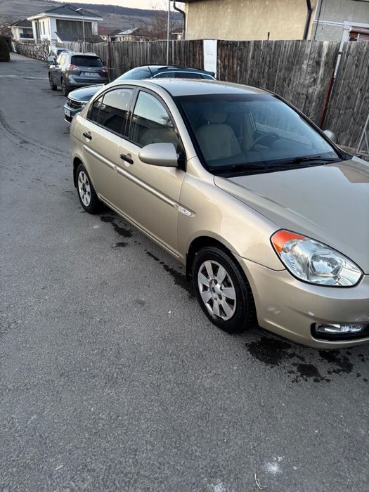 Hunday accent de vanzare