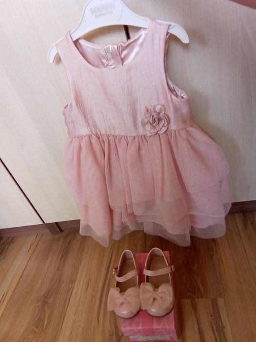 Официална  рокличка за 1 годинка