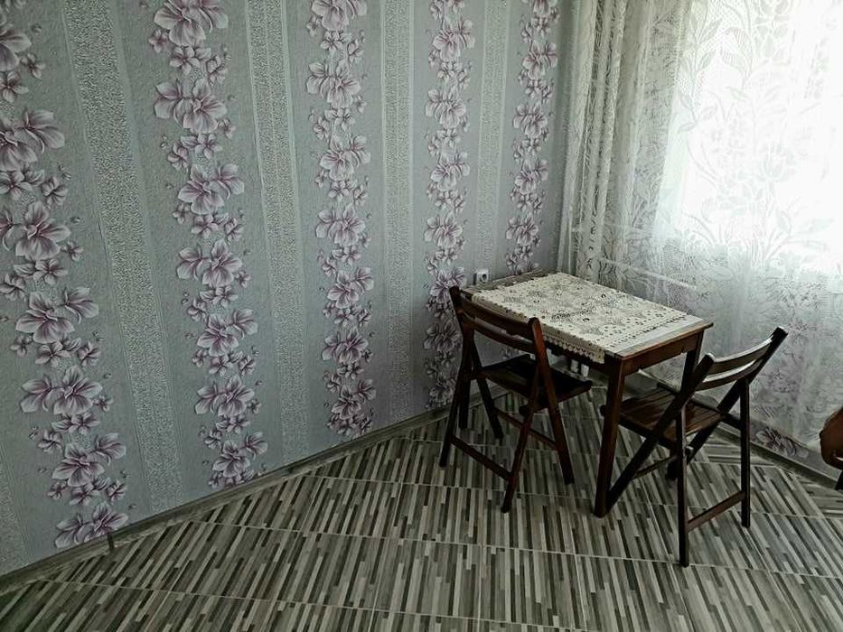 Дава се под наем Двустаен апартамент в Бургас, Славейков - 55 кв.м за 102 € - Снимка #1