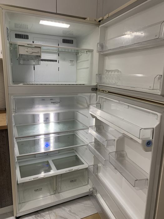 Холодильник LG Elektronics Корея