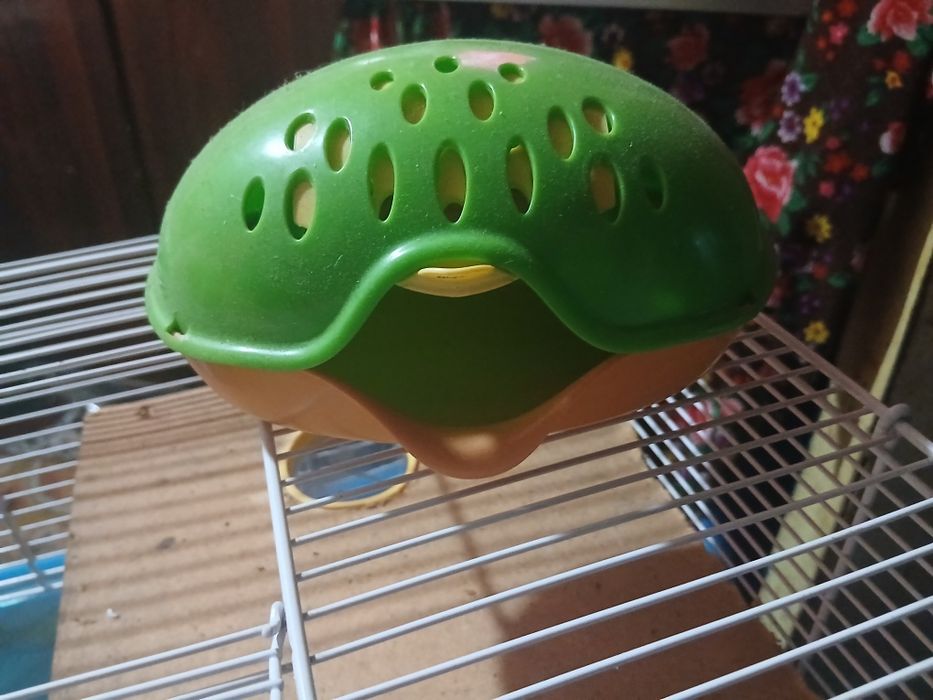 Cusca hamster cu etaj