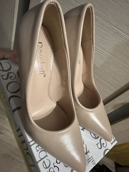 Туфли новые классные стильные