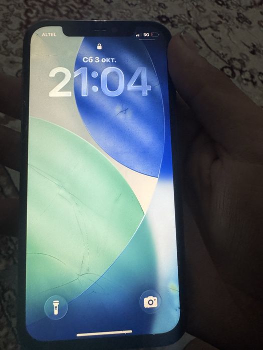Iphone 12 pro  сатылады