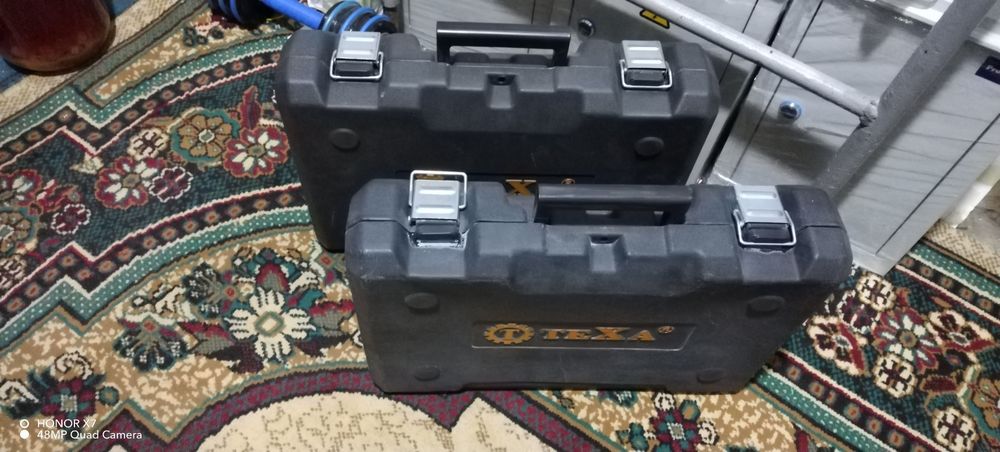 Кейс чемодан Теха сотилади