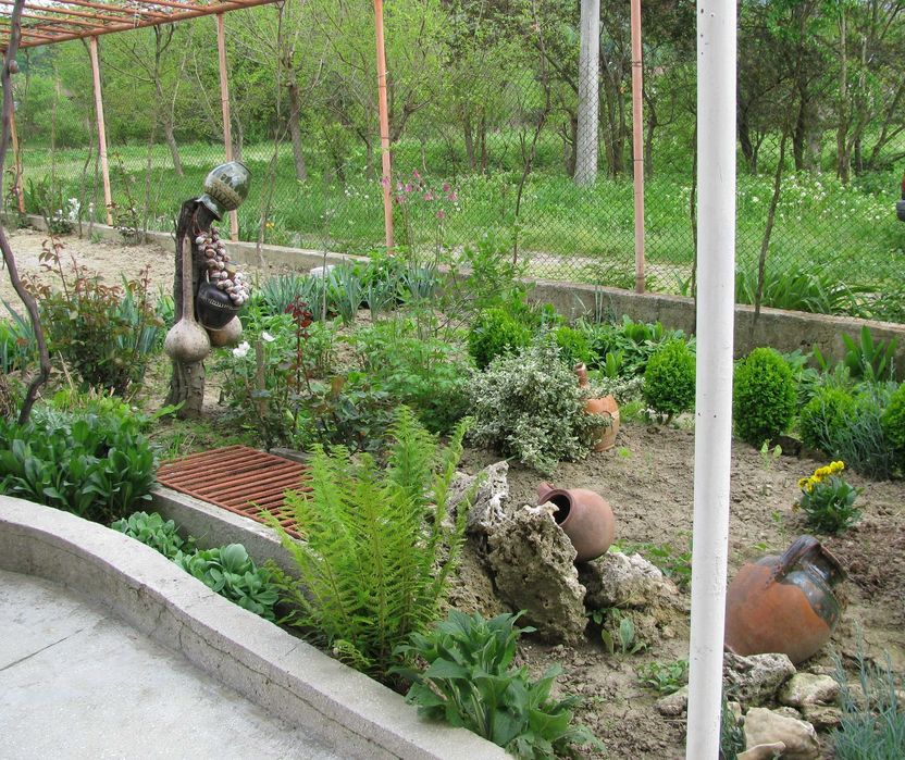 Продава се Къща в с. Гъбене, Област Габрово - 210 кв.м за 389 €/кв.м - Снимка #2