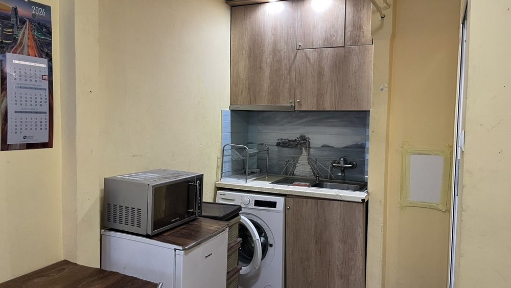 Обзаведено партерно ателие в Център до СМГ