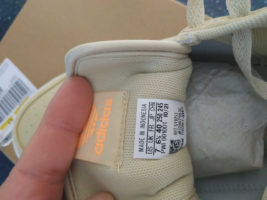 Оригинални кецове Adidas, естествена кожа