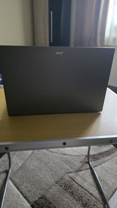 Laptop ACER Extensa 15 EX215-55-35M0.Intel Core I3-1215U 15.6.Full HD 8GB SSD 512 GB. Laptopul este nou are instalat pe el și windows 11.