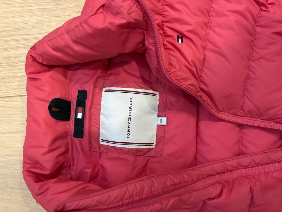 Geacă Tommy Hilfiger mărime 128