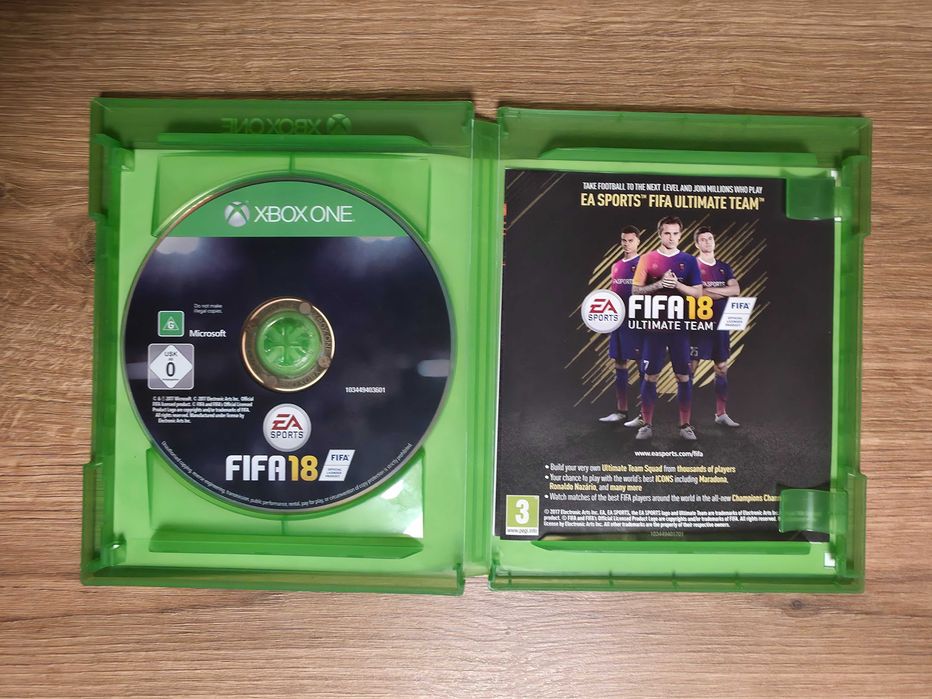 FIFA 18 за Xbox One | Пълен комплект с книжки | Тествана