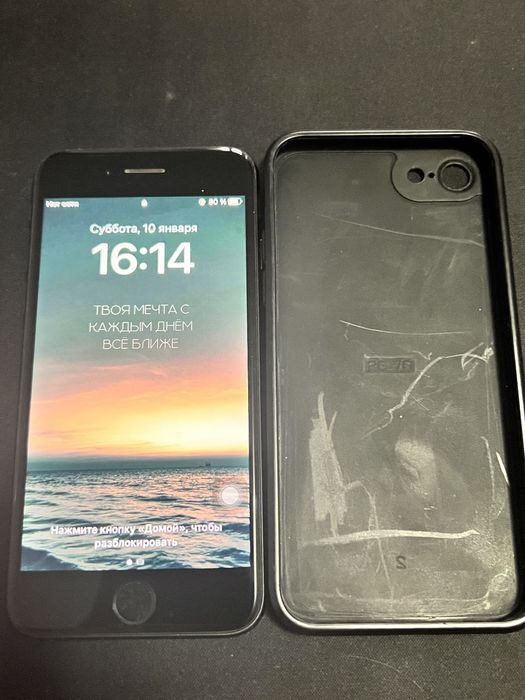 Iphone SE 2020, 64 gb идеал