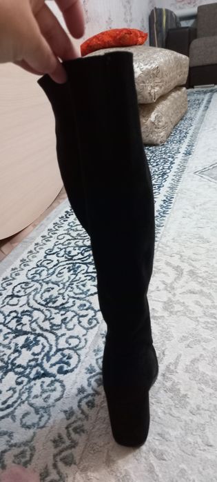 Продам женские сапоги