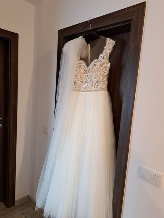 Vând rochie mireasa mărimea S-M