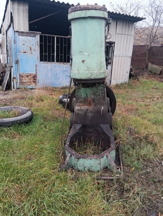 Ciocan  pneumatic (forja) variante