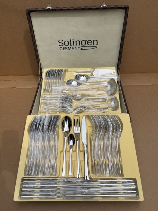 Комплект прибори за хранене в куфар Solingen Germany