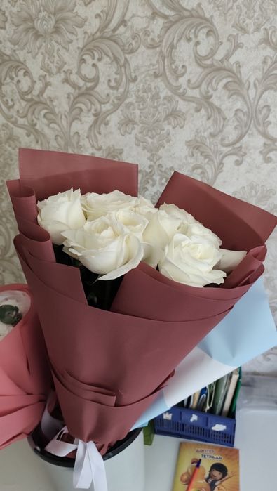 Продам новые цветы в букете