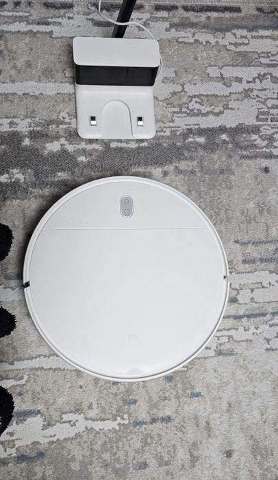 Робот пылесос Xiaomi Mi Robot Vacuum-Mop Essential (MJSTG1)