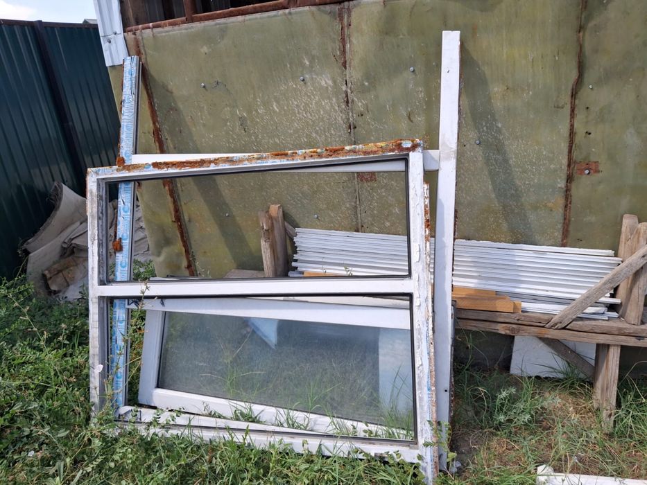 Продам ванну, унитаз, окно всё б/у