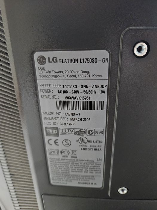 Монитор LG Flatron