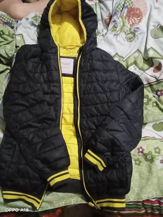 Куртка для мальчика демисезонная б/у  на 9-11 летнего