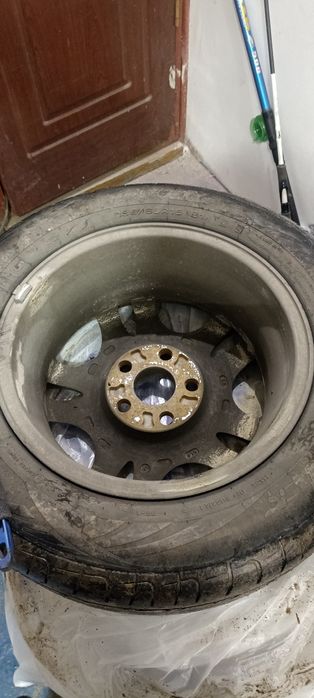 Шины с дисками комплект