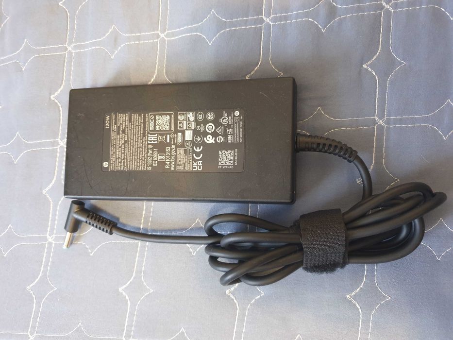 HP 120W incarcator 19.5V-6.15A fuctional cu mufa albastra subtire
