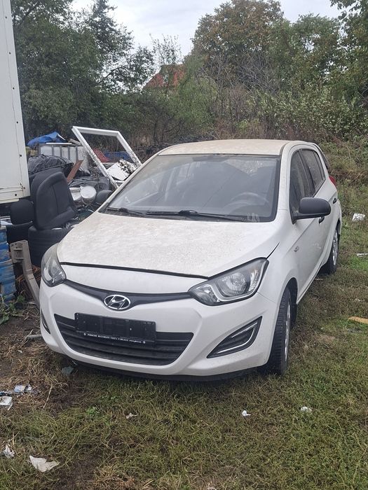 Dezmembrez hyundai i20 benzina 1.3