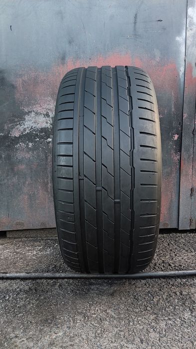 1брой  лятна гума  245/40/19 Hankook Ventus S1, EVO
dot0823