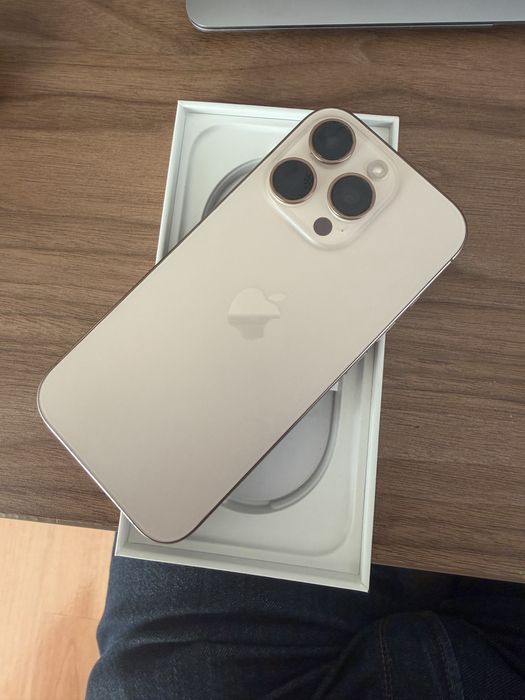 Продам iphone 16 pro 512