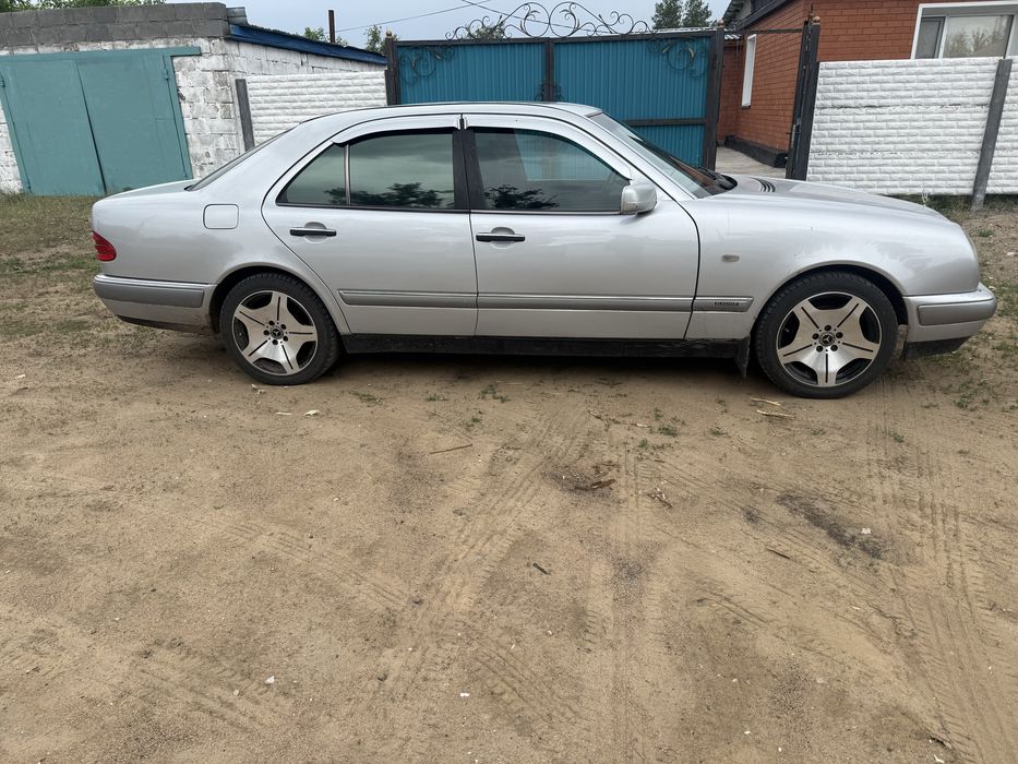 Продам живой W 210