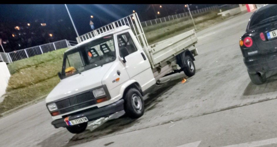 Продавам бус фият дукато (fiat ducato)