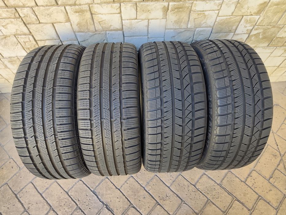 Зимни гуми Continental 245/45/17 Momo 245/45R17