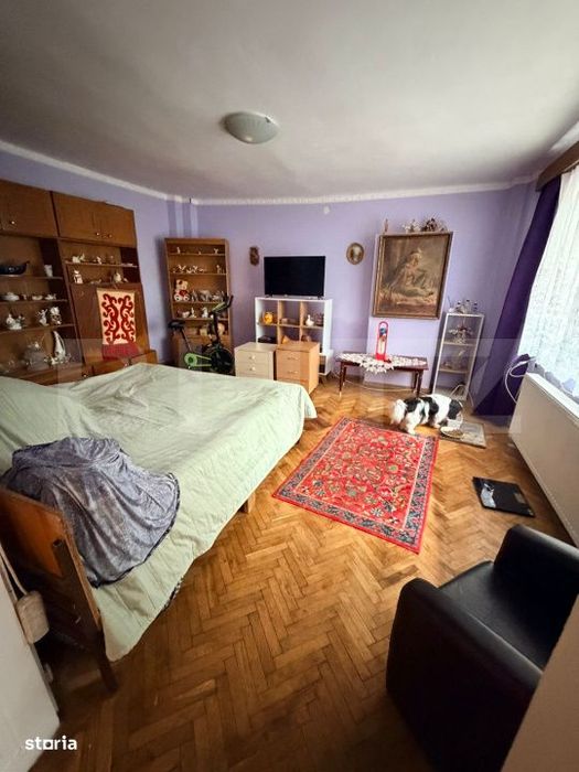 Casa de vanzare, Schei – ideala pentru investitie la 250m de Piata U
