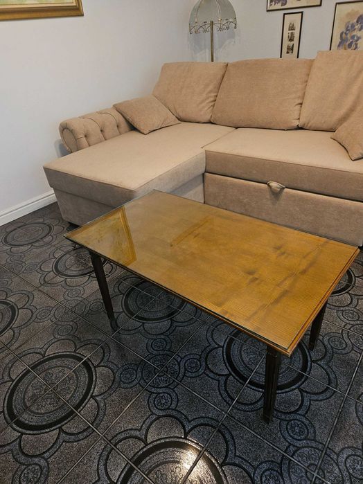 Masuta cafea din lemn furniruit