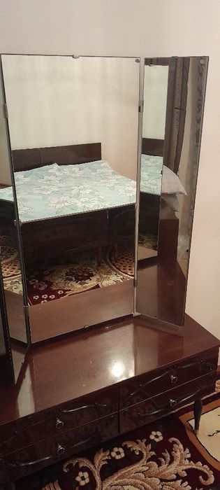 Спальный гарнитур.
